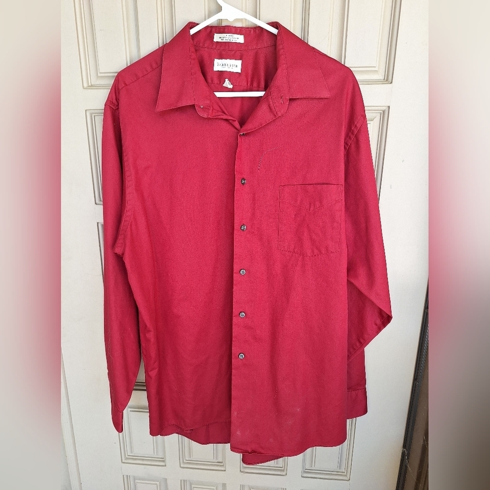 Van Heusen Luxe Sateen Men's Shirt Sz34XL Red Long Sleeves Cotton Polyester